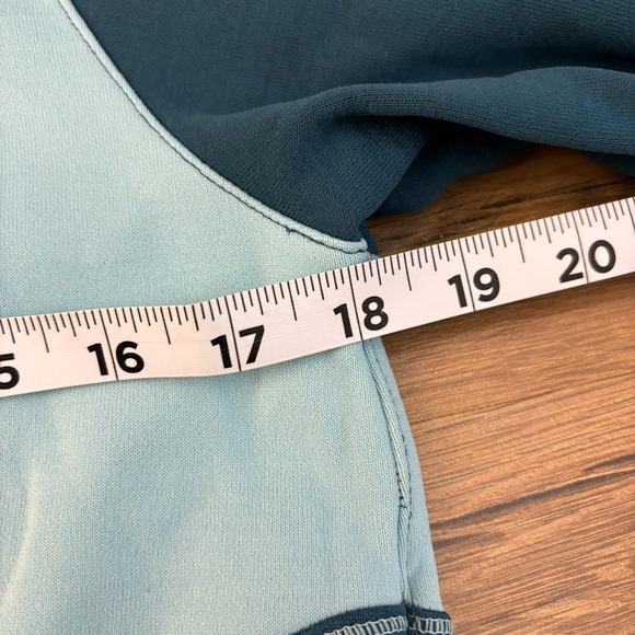 Smartwool PhD HyFi Full Zip Jacket Deep Sea Teal Women’s - Picture 3 of 6